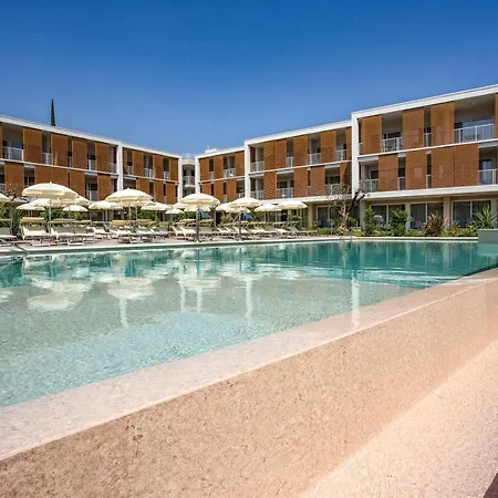 Residenza Olivo * ガルダ